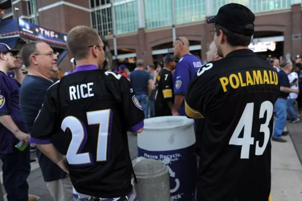 Some Ravens Fans Wear Ray Rice Jerseys To Thursday&#8217;s Game