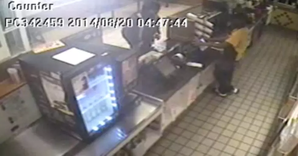[VIDEO] Utica Police Looking For Dunkin&#8217; Donuts Robber