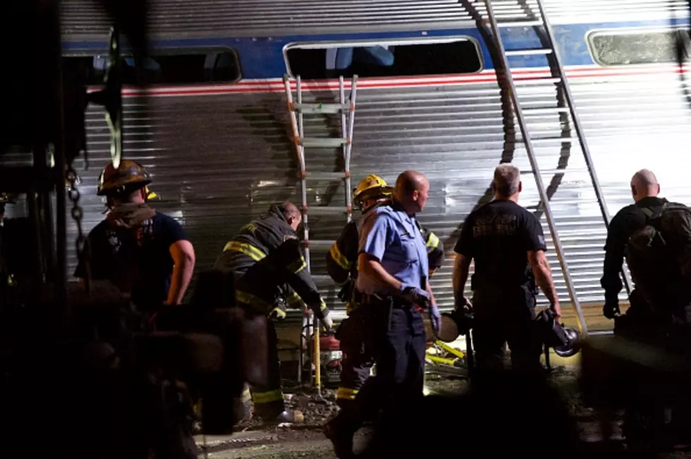 Amtrak Train Derails Killing Five People, Pennsylvania Service Shut Down for Week [PHOTOS]