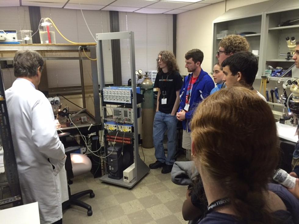 Fibonacci Conference Students Visit Masonic Medical Lab