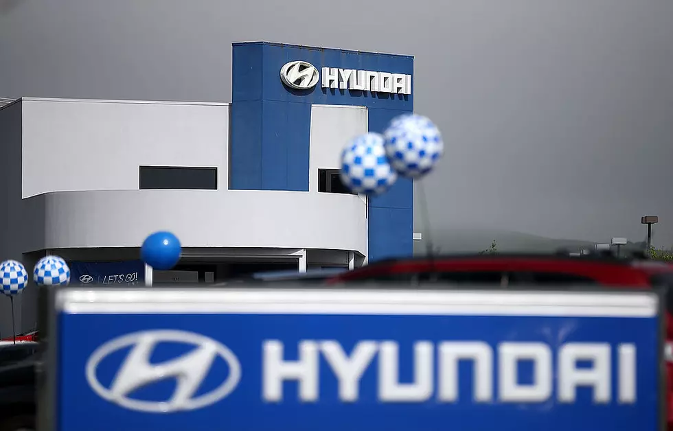 Hyundai Recalls SUVs; Software Flaw May Stop Acceleration