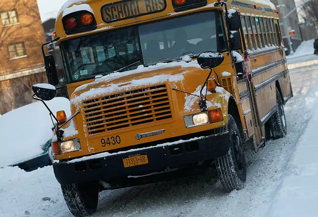 Storm Halts Buses, Strands NY Students In Schools For Hours