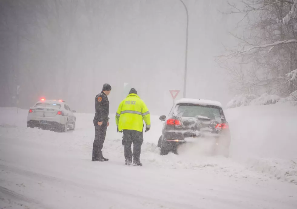 Nor&#8217;Easter Packing Heavy Snow, Wind Threatens New Outages