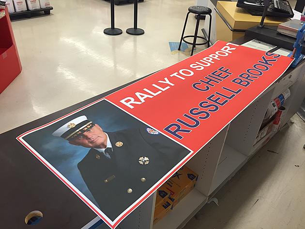 Rally Being Held Today in Support of Chief Russ Brooks