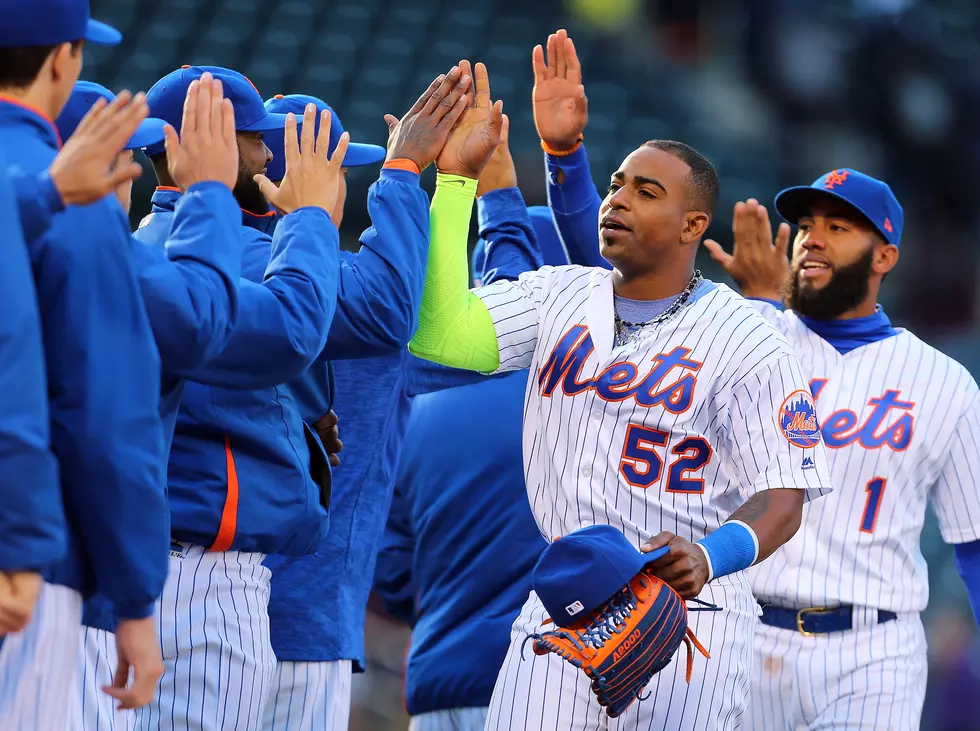 Rosario Lifts Mets Past Phillies