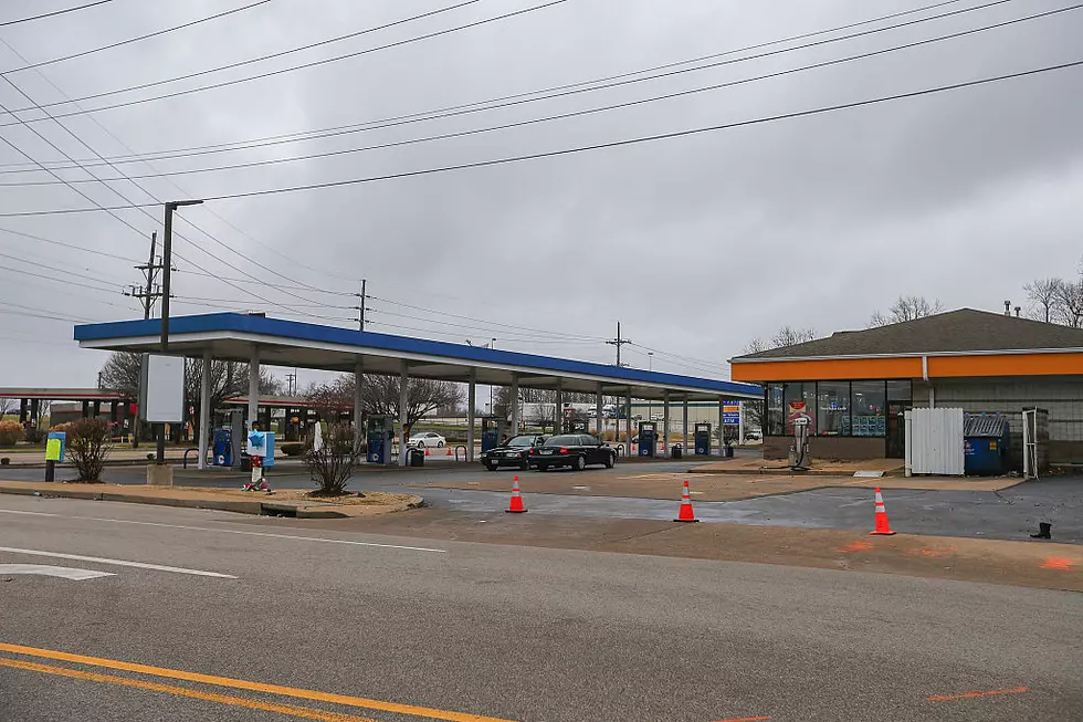 Driver Hits, Kills Gas Station Worker While Stealing Gas