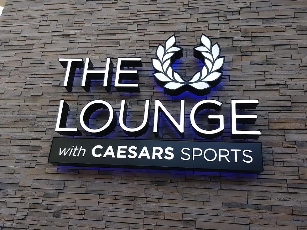 Turning Stone Casino Holds Grand Opening For Sports Lounge