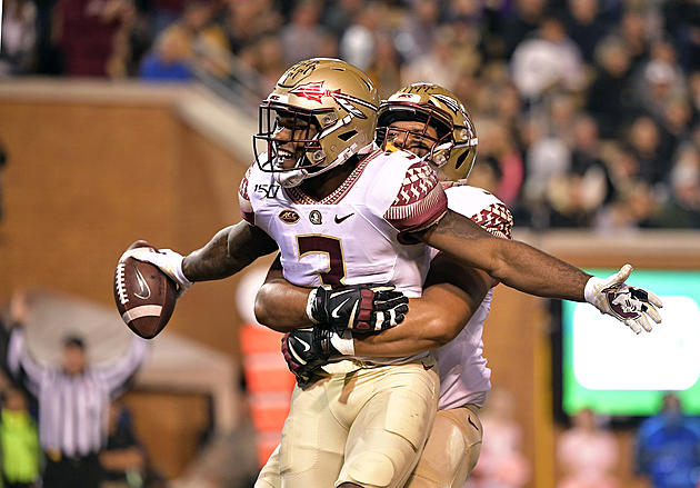 Akers&#8217; 4 TDs Leads Florida State Rout of Syracuse, 35-17