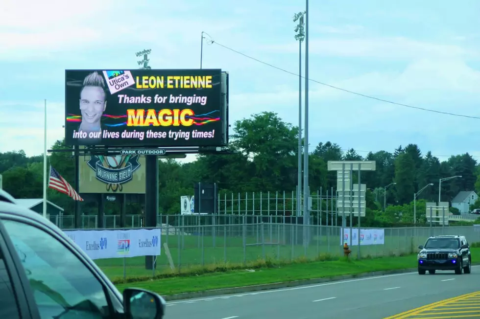 Illusionist Etienne Wakes Up to a Surprise Public Thank You