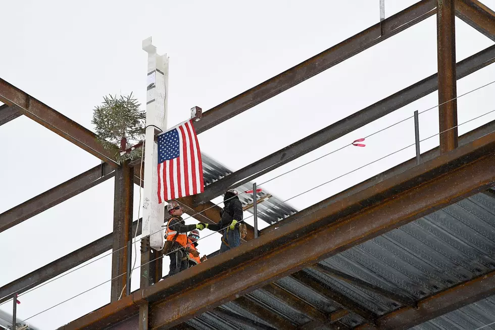 MVHS Holds Topping Off Ceremony for New Regional Medical Center