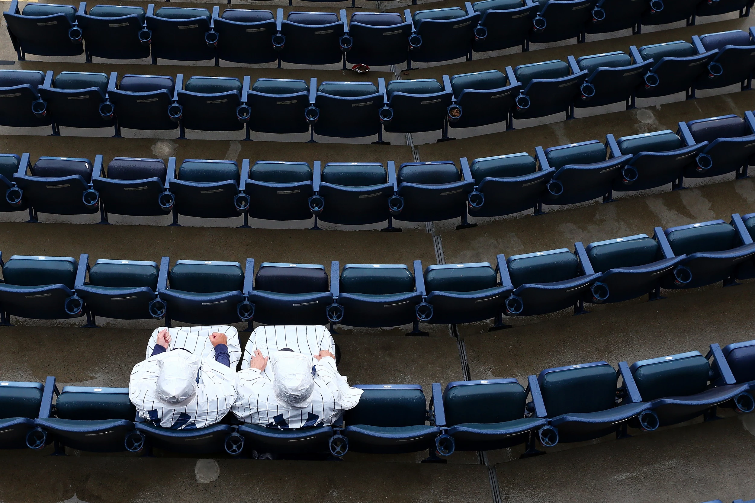 Cuomo: Yankees And Mets Can Fill Stadiums Up To 20% Capacity