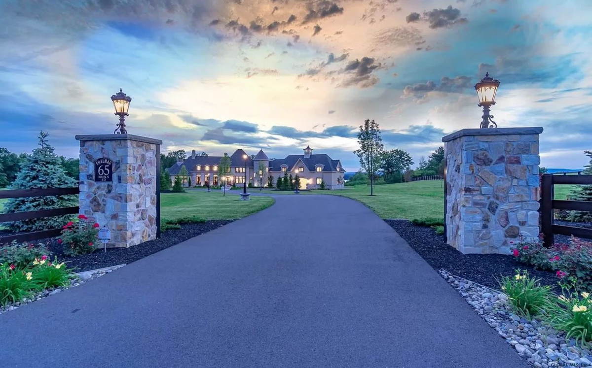Jaw Dropping $9 Million Upstate NY Mansion On Saratoga Lake