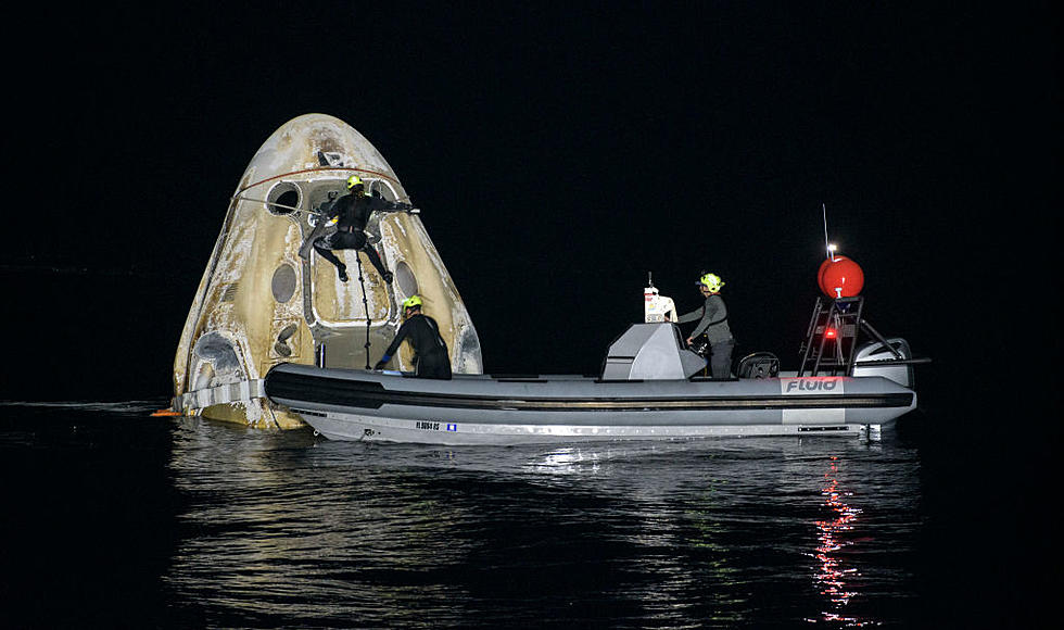 SpaceX Returns 4 Astronauts to Earth, Ending 200-Day Flight