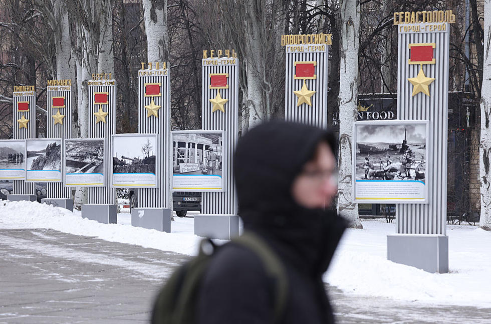 Ukraine Urges Calm, Saying Russian Invasion not Imminent