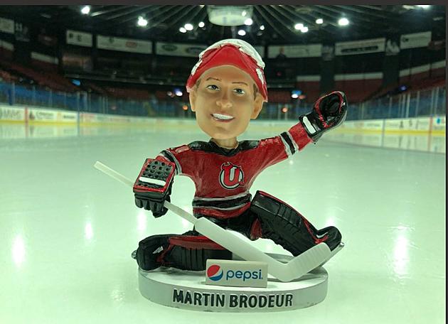 Devils' Martin Brodeur up to his old tricks - The Boston Globe