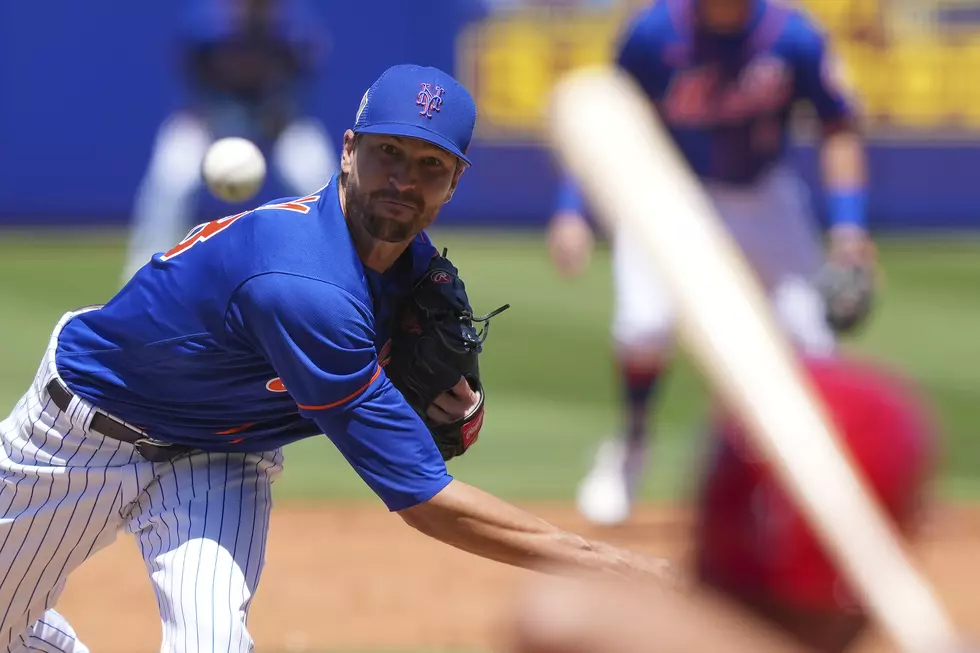 Welcome Back! deGrom on the Mound for Syracuse Once Again!