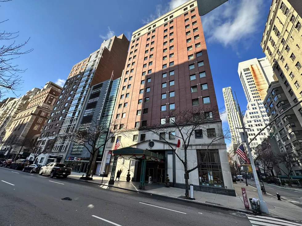 New York City Hotel Comes with an Amazing Bathroom Surprise