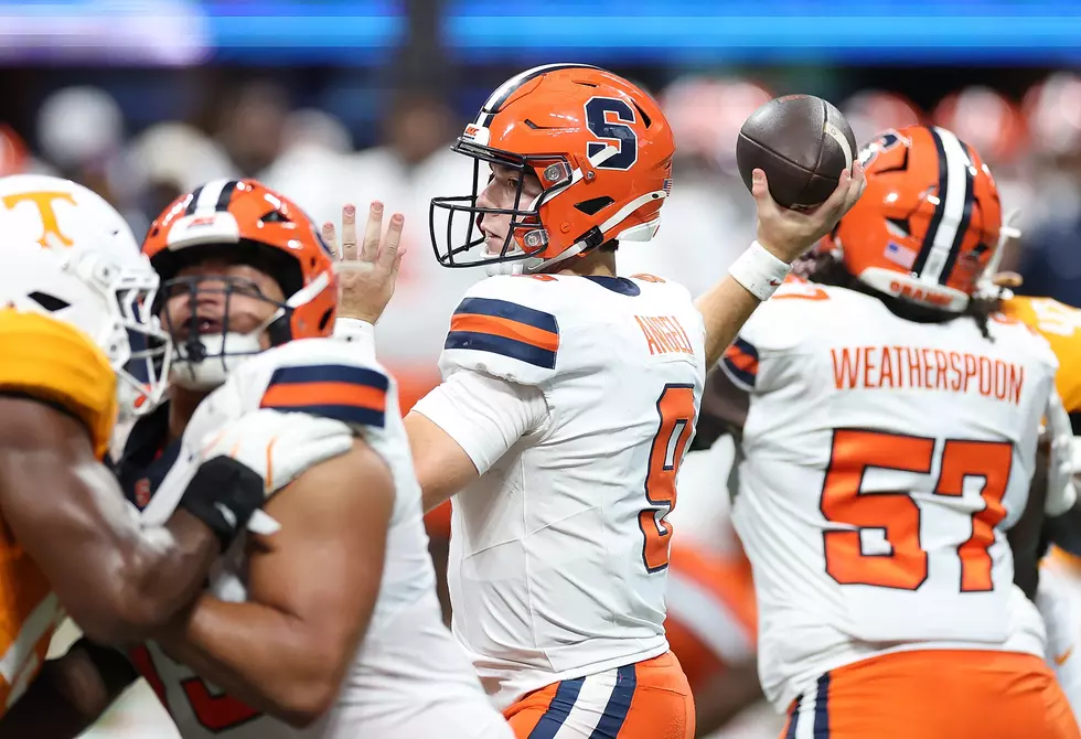 ATLANTA, GEORGIA - AUGUST 30: Steve Angeli #9 of the Syracuse Orange looks to pass against the Tennessee Volunteers during the first half of the 2025 Aflac Kickoff Game between the Syracuse Orange and the Tennessee Volunteers at Mercedes-Benz Stadium on August 30, 2025 in Atlanta, Georgia. (Photo by Kevin C. Cox/Getty Images)