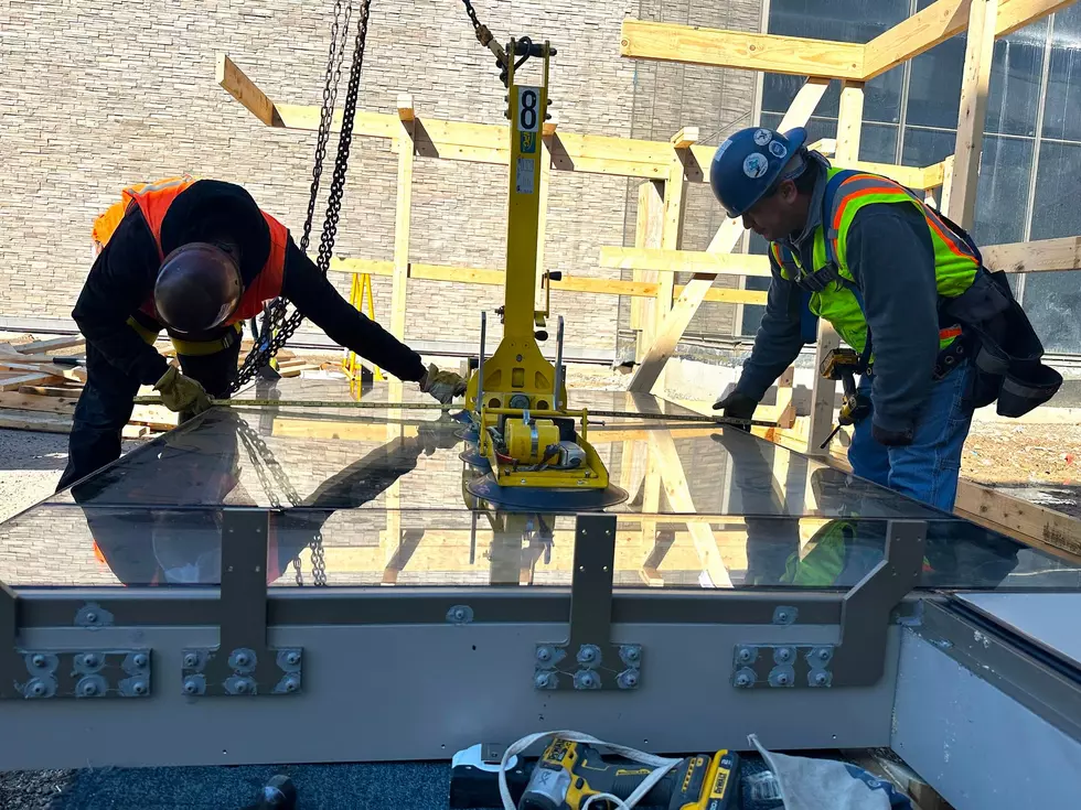 Construction of the Crescent Hotel at the Turning Stone Resort and Casino in Verona, NY. Photos courtesy of TSRC.