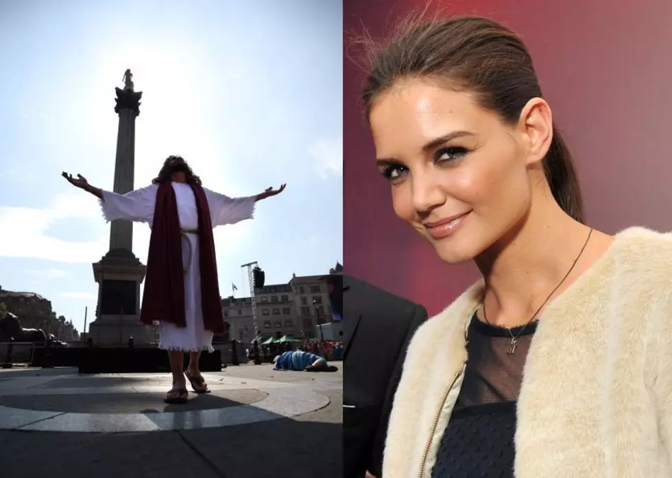 Davey’s Dirty Laundry- Katie Holmes Returns To Christianity