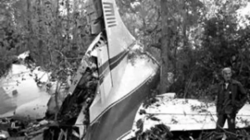 35 Years Ago &#8211; Lynyrd Skynyrd Plane Crashes