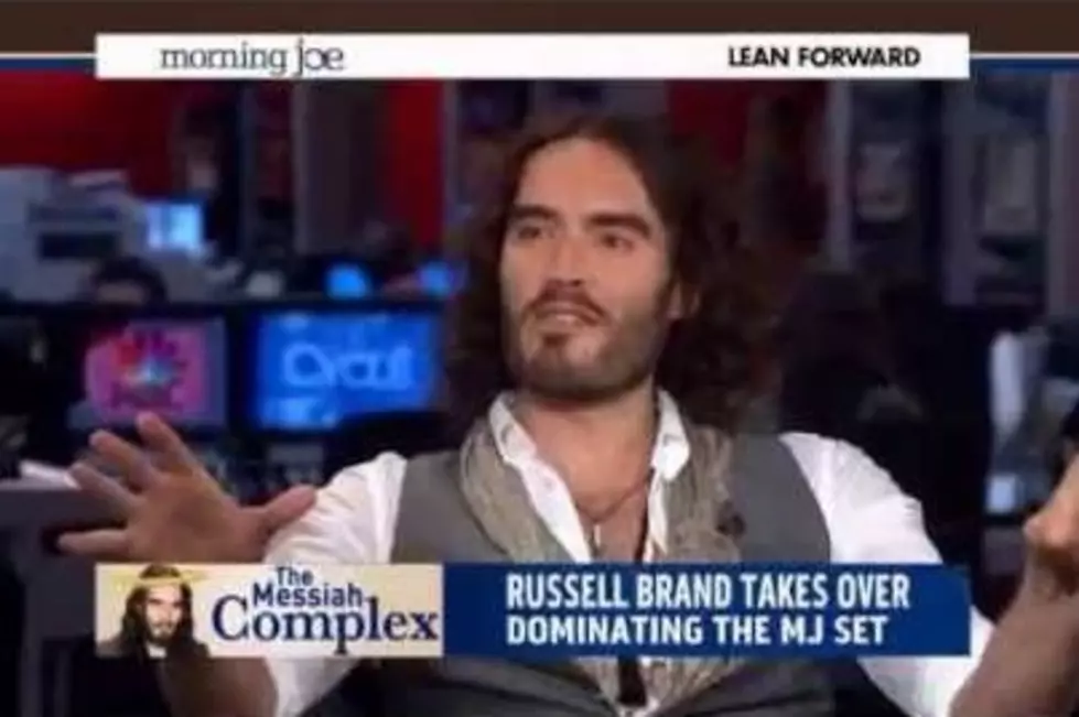 Watch Russell Brand Mock MSNBC&#8217;s &#8216;Morning Joe&#8217; Incompetent News Anchors On Live TV [Video]
