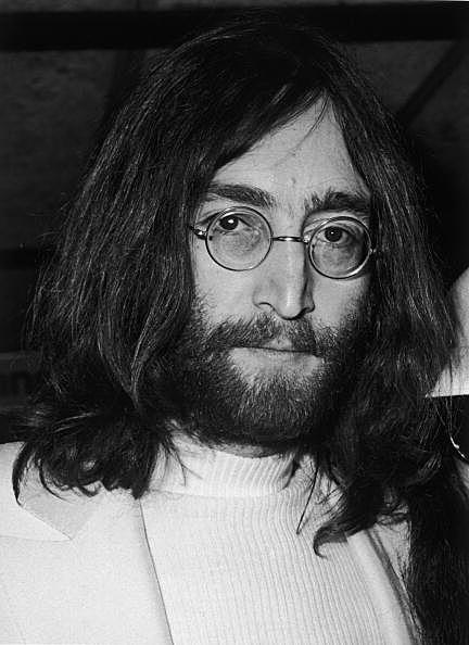 5 Rockers Who Make Round Glasses Cool