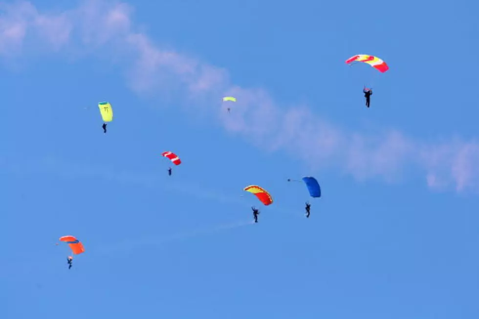 Watch All 11 People Miraculously Survive A Skydiving Plane Mid-air Collision
