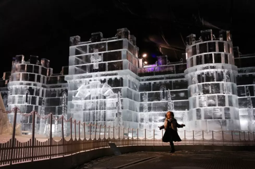 Building A Palace Of Ice The Saranac Lake Ice Castle