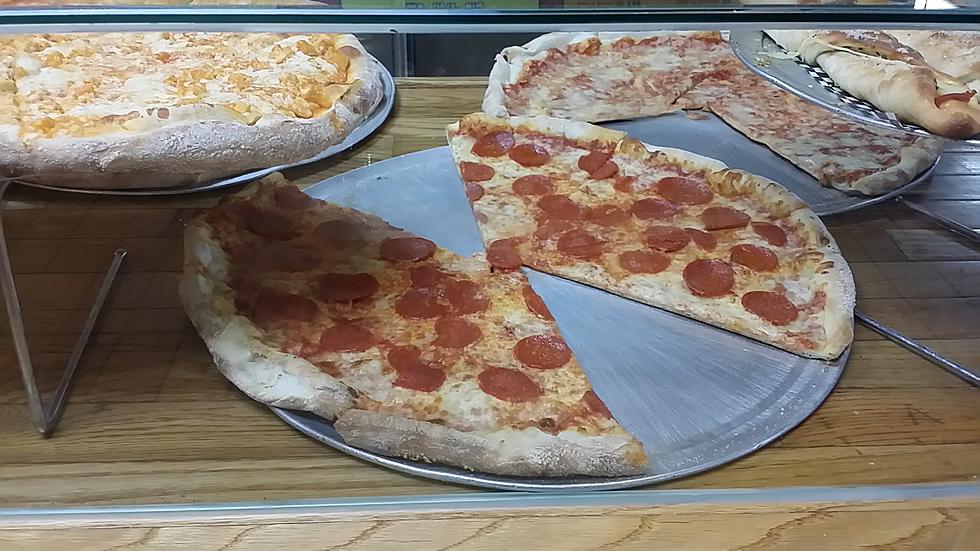 Pizza Blotting – Will Your Slice Taste The Same [VIDEO]