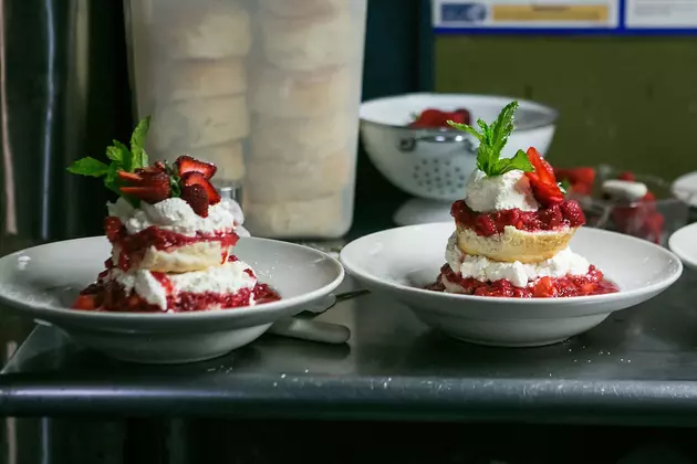 Red, White And Blue Shortcake Drive-Thru