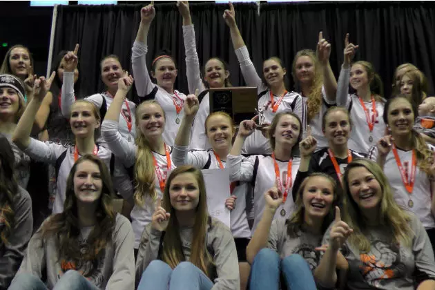 Worland Tops Mountain View To Win First Volleyball State Championship In 26 Years [VIDEO]