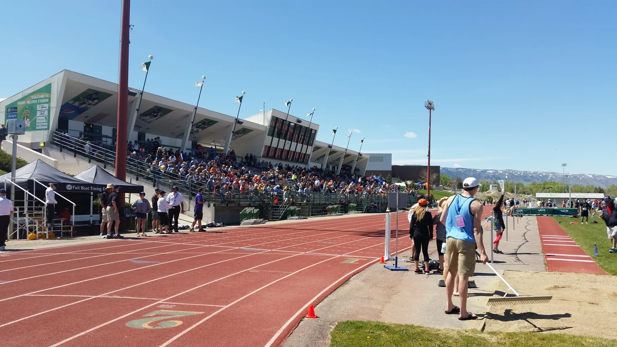 Wyoming State Track Meet Day 1 [VIDEO]