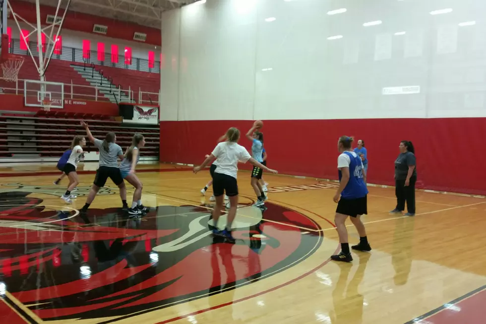 WCA South Girls Basketball Practice [VIDEO]