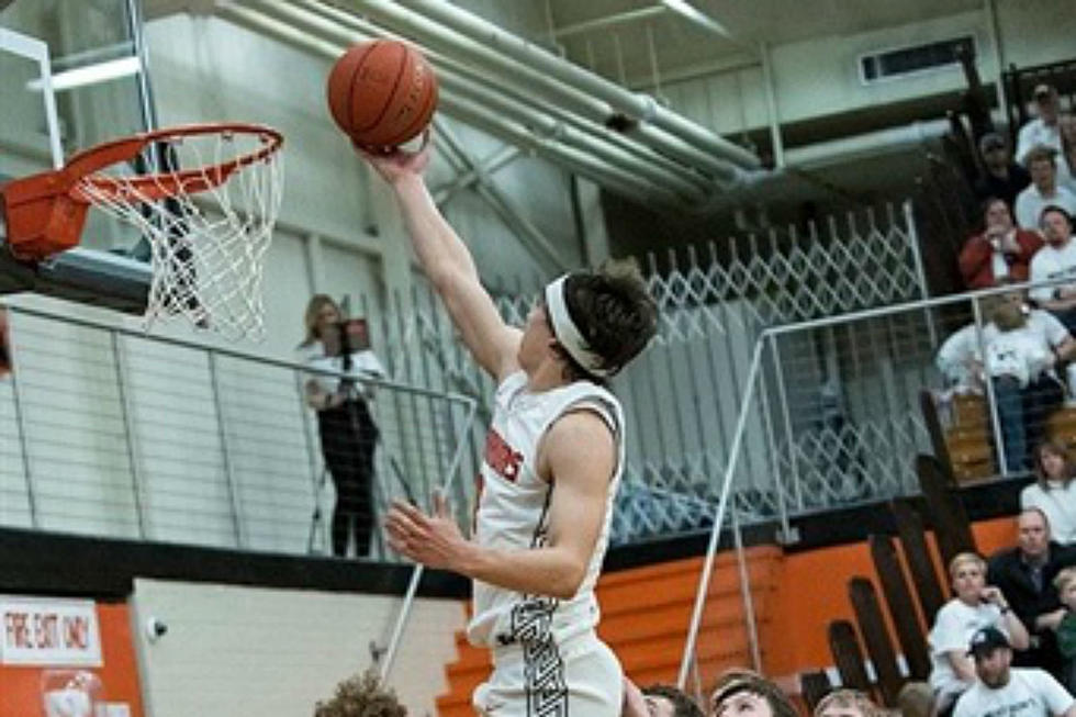 Luke Mortimer of Worland Signs with Rocky Mountain for Basketball