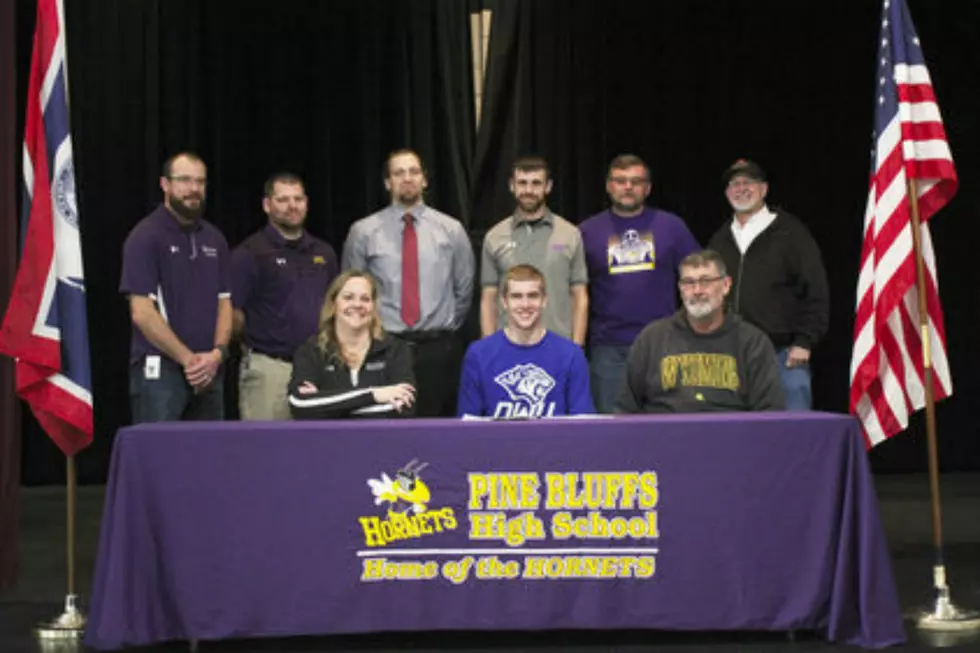 Donte Jacobsen of Pine Bluffs Signs with Dakota Wesleyan