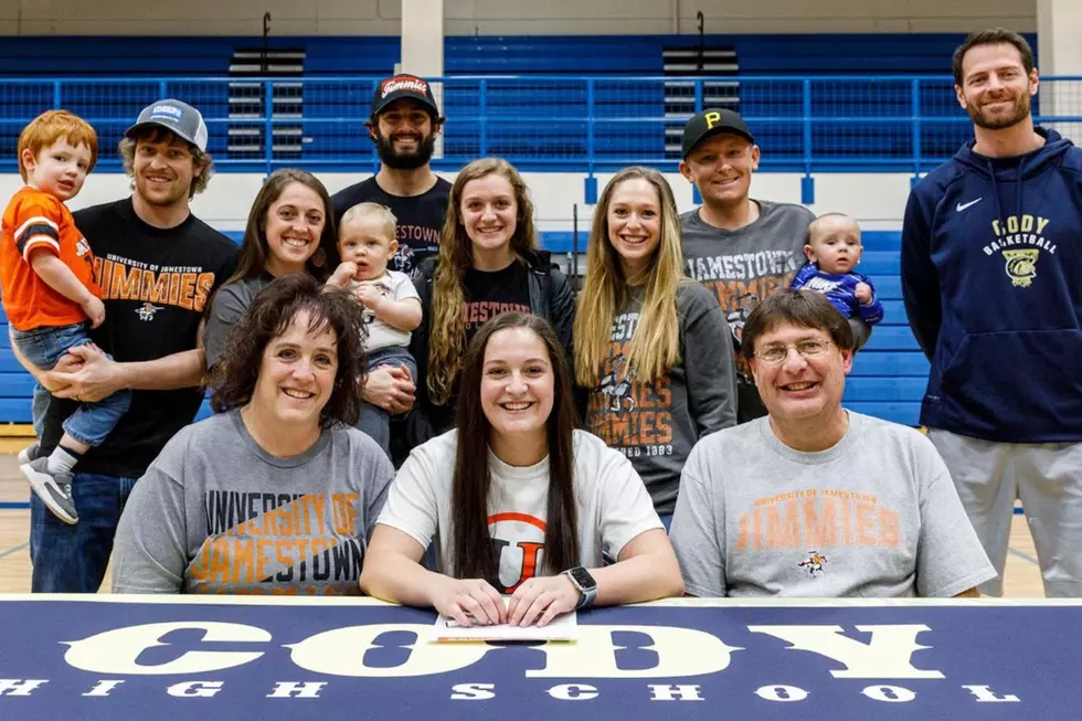 Cody's Torrie Schutzman Signs at University of Jamestown