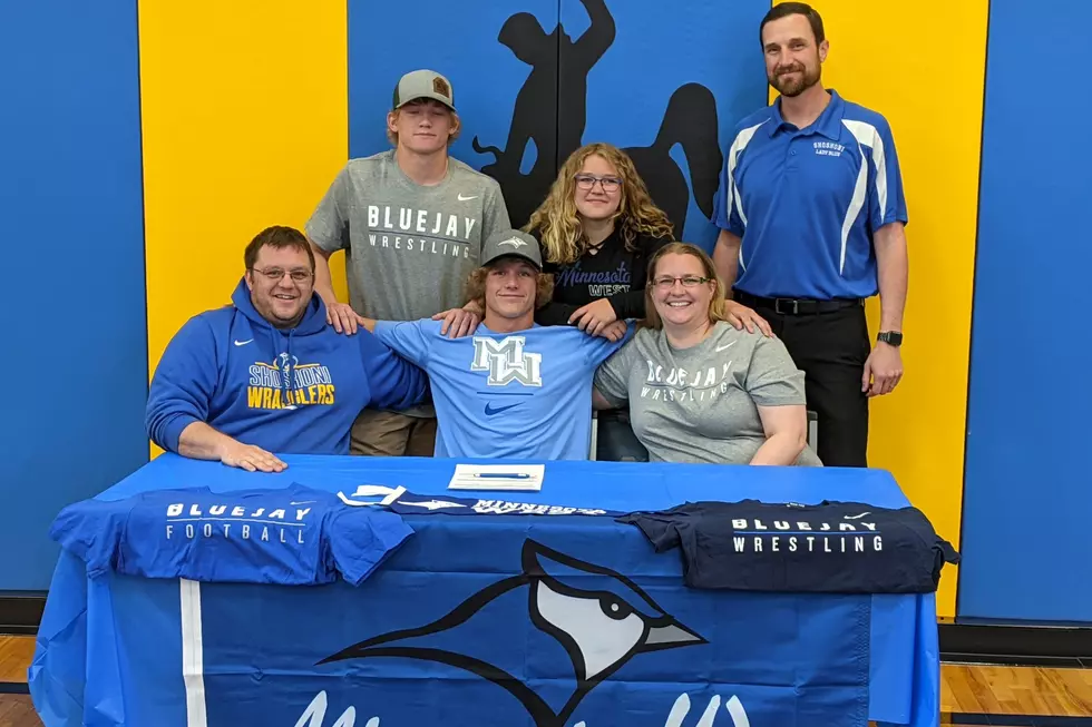 Tryston Truempler of Shoshoni Signs with Minnesota West College