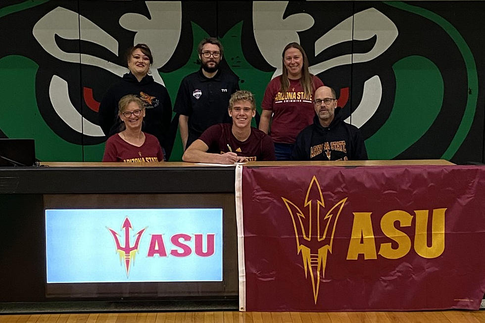 Lander&#8217;s Jonny Kulow Makes it Official, Signs to Swim at Arizona State