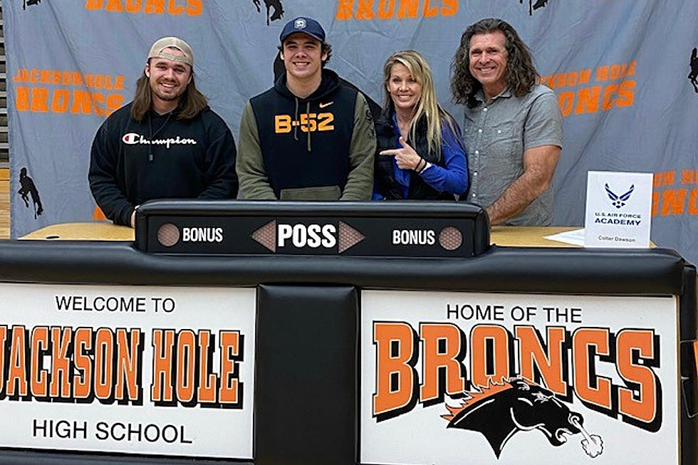 Three Wyoming Prep Players Sign to Play D-I Football