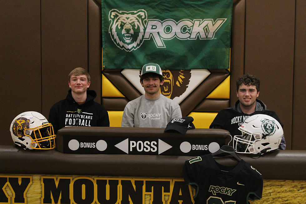 Three Rocky Mountain Grizzly Football Players Sign for College