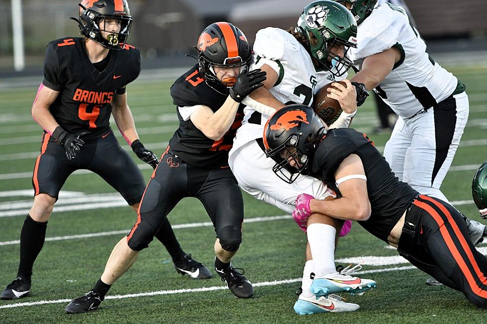 PhotoFest: Jackson Remains in 3A Playoff Hunt Beating Green River