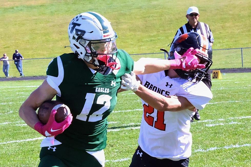 PhotoFest: Tongue River Dominates Burns in 2A Football