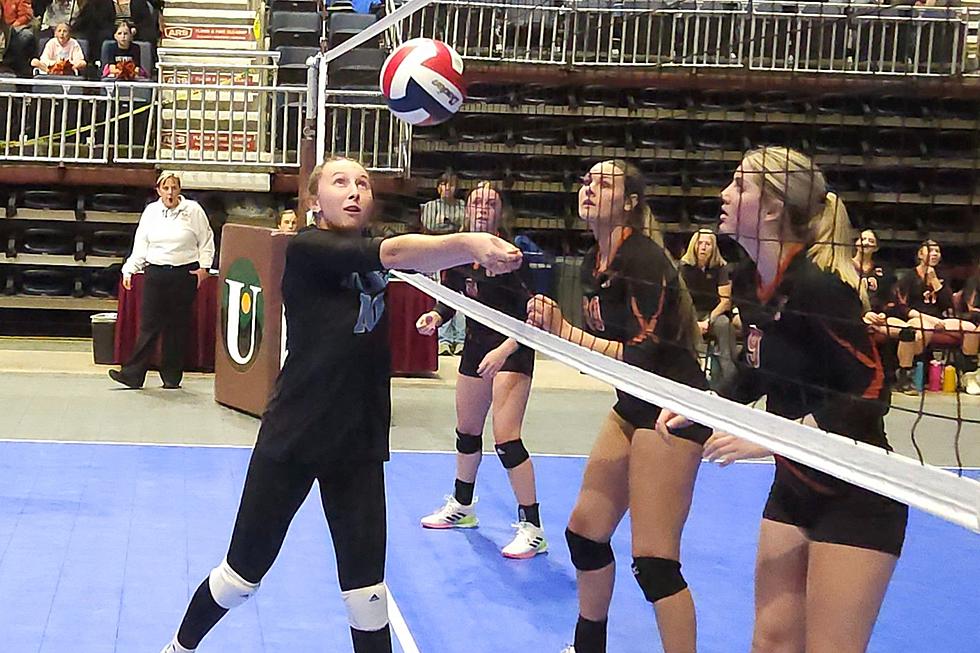 PhotoFest: State Volleyball Semi-Finals