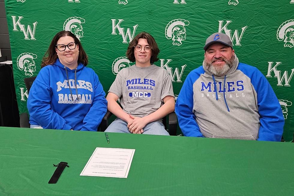 KW’s Holden Christensen Signs with Miles City C.C. for Baseball