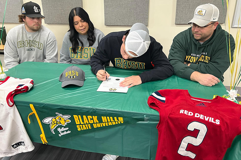 Cohen Morrow of Evanston Chooses Football at Black Hills State