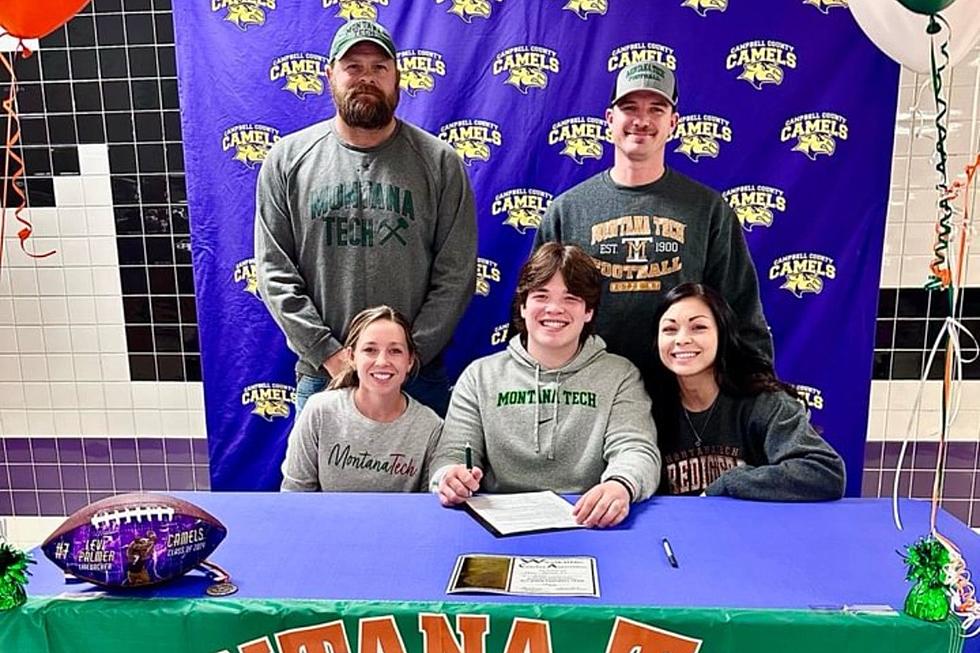 Gillette's Levi Palmer Signs for Football at Montana Tech