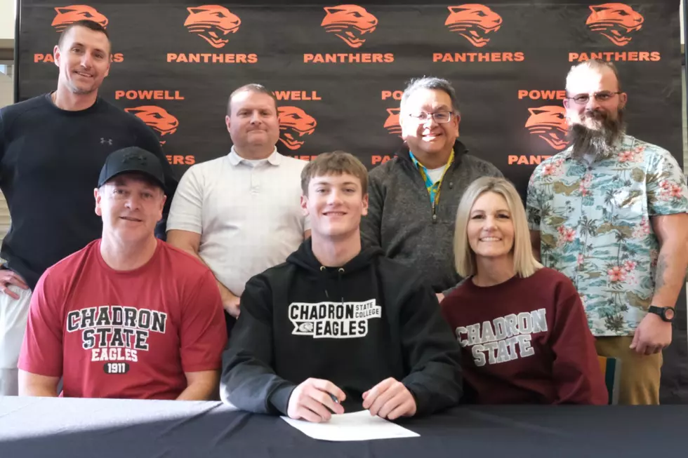 Powell’s Trey Stenerson Signs with Chadron State for Football