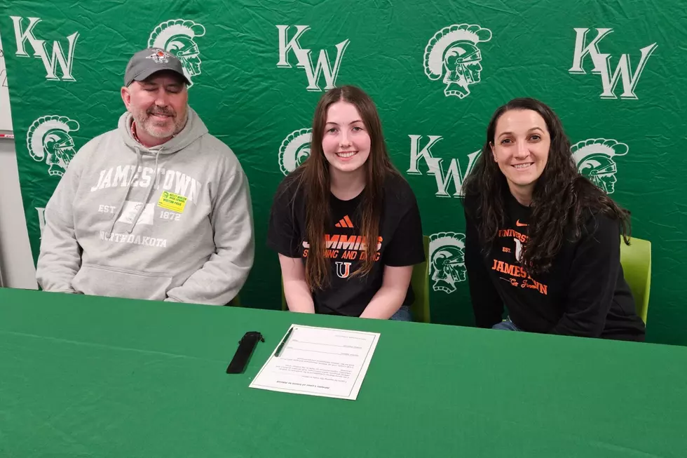 KW’s Lindsey Goodrich Decides on Jamestown for Swimming