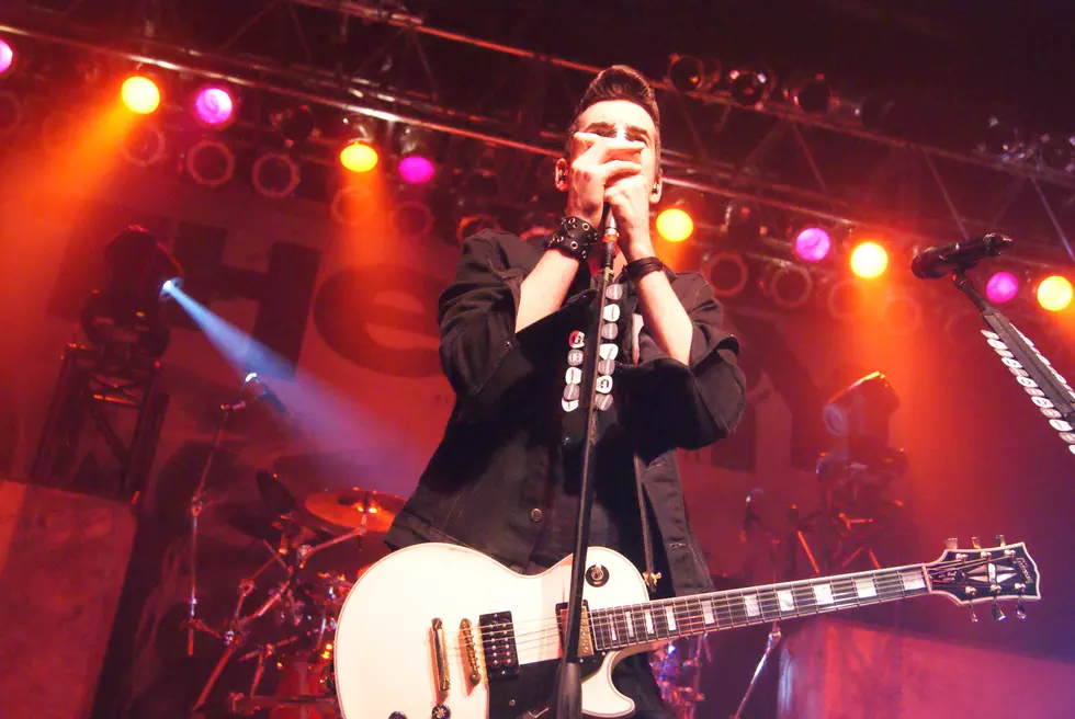 [Photos] Theory of a Deadman Entertain Fans at the Orbit Room